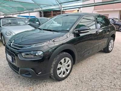 Usata Citroën C4 Feel 102 CV (75 kW) 2020 Nero SUV