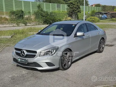 Usata Mercedes CLA220 Premium 177 CV (130 kW) 2016 Grigio Berlina