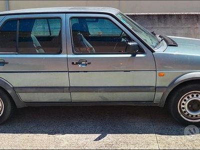 Begagnad VW Golf II GTI 110 HK (80 kW) 1987 Grön Halvkombi