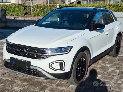 Usata VW T-Roc Style 110 CV (80 kW) 2023 Bianco SUV