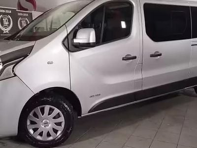 Usata Nissan NV300 125 CV (91 kW) 2019 Grigio Furgone