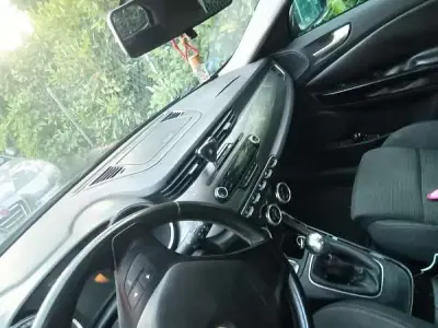 Usata Alfa Romeo Giulietta Progression 170 CV (125 kW) 2011 Utilitaria