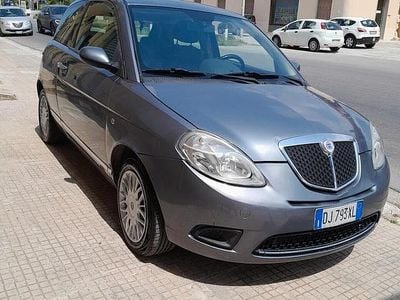 Usata Lancia Ypsilon 59 CV (43 kW) 2007 Grigio Utilitaria