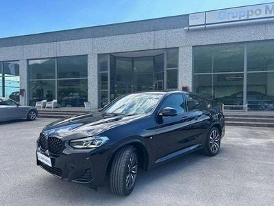 Begagnad BMW X4 M Sport 190 HK (139 kW) 2023 Grå SUV