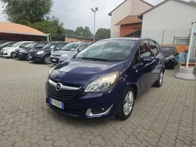 Usata Opel Meriva 120 CV (88 kW) 2015 Blu/azzurro Monovolume