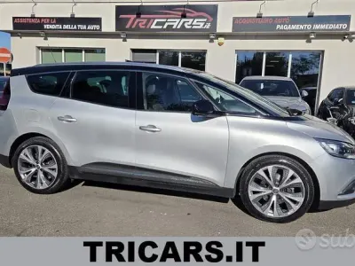 Usata Renault Grand Scénic IV Intens 110 CV (80 kW) 2017 Grigio Monovolume