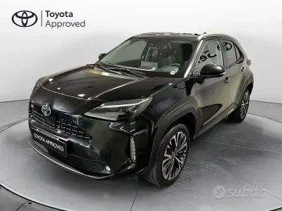 Usata Toyota Yaris Cross Lounge 116 CV (85 kW) 2022 Nero SUV