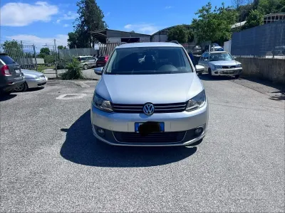 Usata VW Touran Comfortline 105 CV (77 kW) 2014 Grigio Monovolume