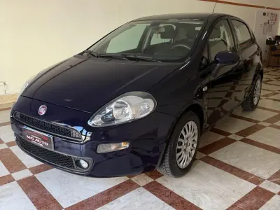 Usata Fiat Punto Street 95 CV (69 kW) 2018 Blu Utilitaria