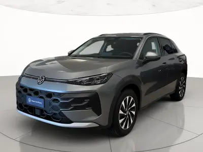 Nuova VW T-Roc Life 150 CV (110 kW) 2026 Wolf grey metallizzato SUV
