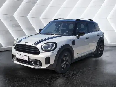 Usata Mini Cooper D Countryman Business 150 CV (110 kW) 2022 Argento SUV