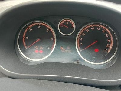Usata Opel Corsa 75 CV (55 kW) 2009 Nero Utilitaria