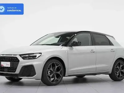 Nuova Audi A1 Sportback Ambiente 116 CV (85 kW) 2026 Argento Utilitaria