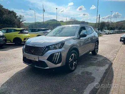Begagnad Peugeot 2008 S 102 HK (75 kW) 2025 Grå SUV