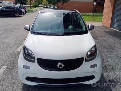 Usata Smart ForFour Passion 71 CV (52 kW) 2016 Bianco Utilitaria