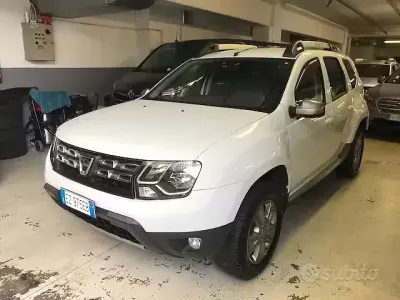 Occasion Dacia Duster 105 ch (77 kW) 2015 Blanc SUV