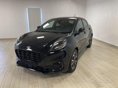Usata Ford Puma Titanium 125 CV (91 kW) 2022 Nero SUV