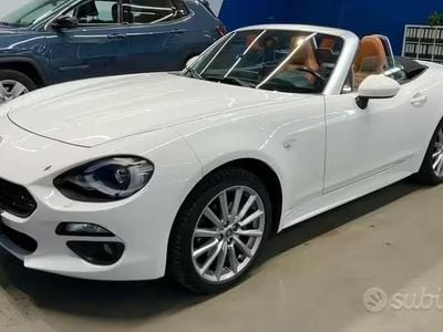 Usata Fiat 124 Spider Lusso 140 CV (102 kW) 2018 Bianco Cabrio