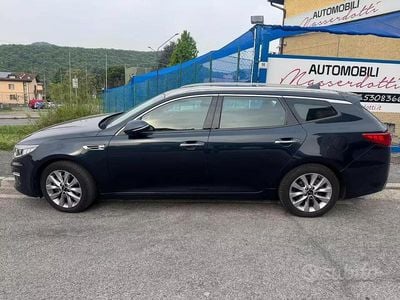 Begagnad Kia Optima 141 HK (103 kW) 2017 Svart Kombi