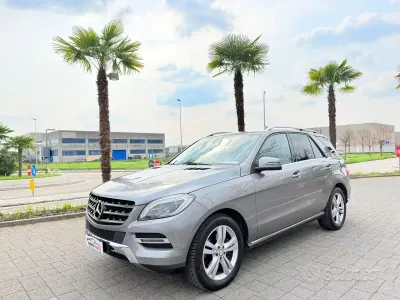Usata Mercedes ML250 204 CV (150 kW) 2013 Grigio SUV
