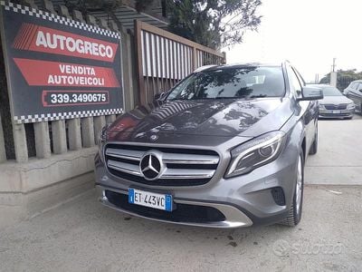 Usata Mercedes GLA200 136 CV (100 kW) 2014 Grigio SUV