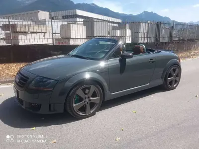 Usata Audi TT Roadster 224 CV (164 kW) 2001 Grigio Cabrio