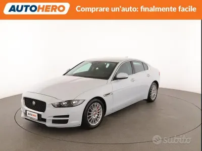 Usata Jaguar XE Prestige 163 CV (119 kW) 2016 Bianco Berlina