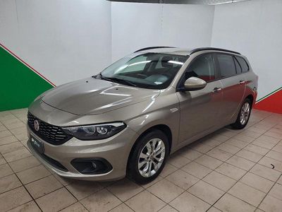 Usata Fiat Tipo Business 95 CV (69 kW) 2019 Beige Station wagon