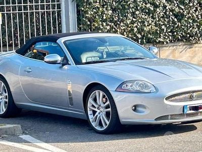 Usata Jaguar XK 258 CV (189 kW) 2009 Grigio Cabrio
