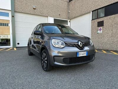 Usata Renault Twingo Techno 60 kW (82 CV) 2022 Grigio Utilitaria