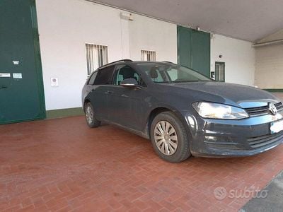 Usata VW Golf VII Trendline 90 CV (66 kW) 2016 Grigio Station wagon
