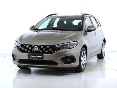 Usata Fiat Tipo Easy 95 CV (69 kW) 2017 Oro Station wagon