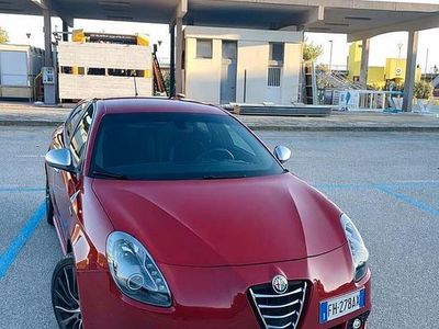 Second-hand Alfa Romeo Giulietta Quadrifoglio Verde 235 CP (172 kW) 2013 Roșu Coupe