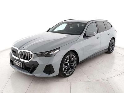 Usata BMW 520 M Sport 197 CV (144 kW) 2024 Grigio Station wagon