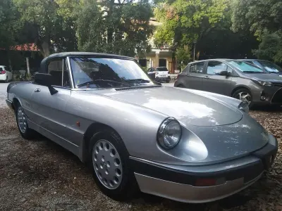 Usata Alfa Romeo Spider Quadrifoglio Verde 125 CV (91 kW) 1988 Argento Cabrio