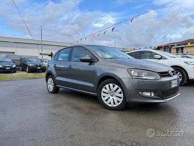 Usata VW Polo Comfortline 70 CV (51 kW) 2014 Grigio Berlina