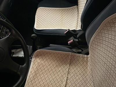 Usata Peugeot 106 Quiksilver 1998 Grigio Utilitaria