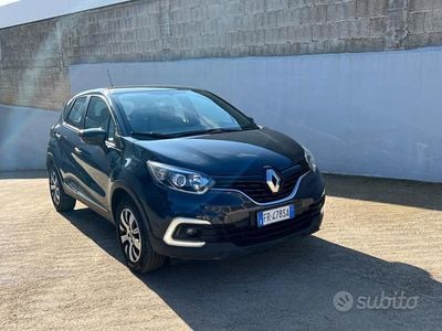 Usata Renault Captur Intens 90 CV (66 kW) 2018 Grigio SUV