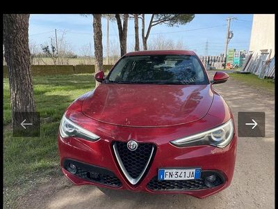Usata Alfa Romeo Stelvio 180 CV (132 kW) 2018 Rosso SUV