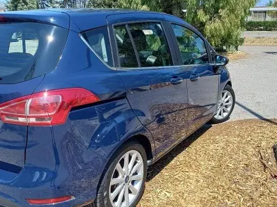 Usata Ford B-MAX Titanium 75 CV (55 kW) 2017 Bluazzurro Monovolume