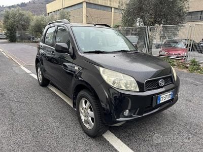 Usata Daihatsu Terios 105 CV (77 kW) 2006 Nero SUV