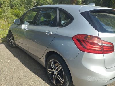 Usata BMW 218 150 CV (110 kW) 2015 Grigio Monovolume