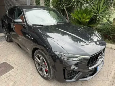 Usata Maserati GranSport 350 CV (257 kW) 2021 Nero Station wagon