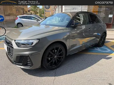Usata Audi A1 S-Line 110 CV (80 kW) 2022 Grigio SUV