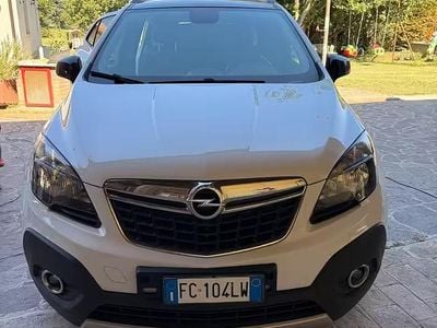 Usata Opel Mokka Cosmo 116 CV (85 kW) 2016 Bianco SUV