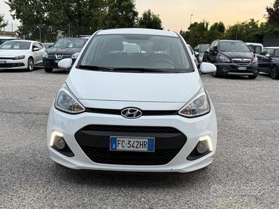 Usata Hyundai i10 Comfort 66 CV (48 kW) 2016 Bianco Utilitaria