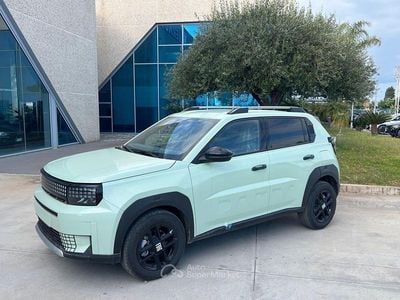 Nuova Fiat Grande Panda Icon 101 CV (74 kW) 2026 Blu Utilitaria