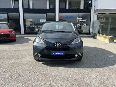 Usata Toyota Aygo X-clusiv 69 CV (50 kW) 2015 Other Utilitaria