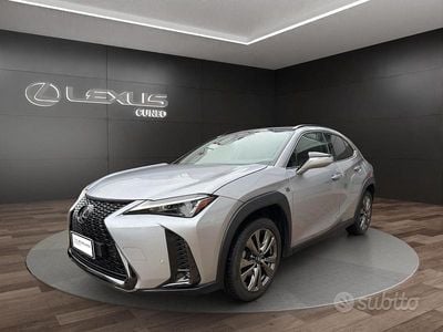 Lexus UX 250h