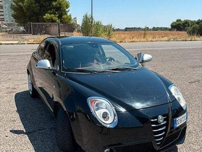 Usata Alfa Romeo MiTo Distinctive 90 CV (66 kW) 2009 Nero Utilitaria